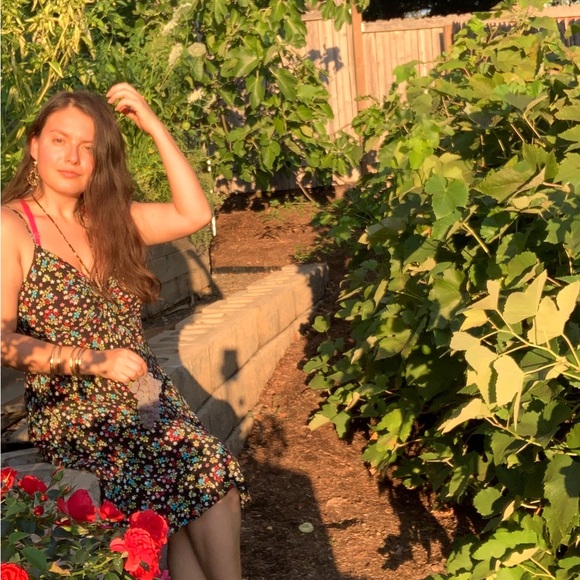 Meet your Posher, Elizabeth - Picture 10 of 16